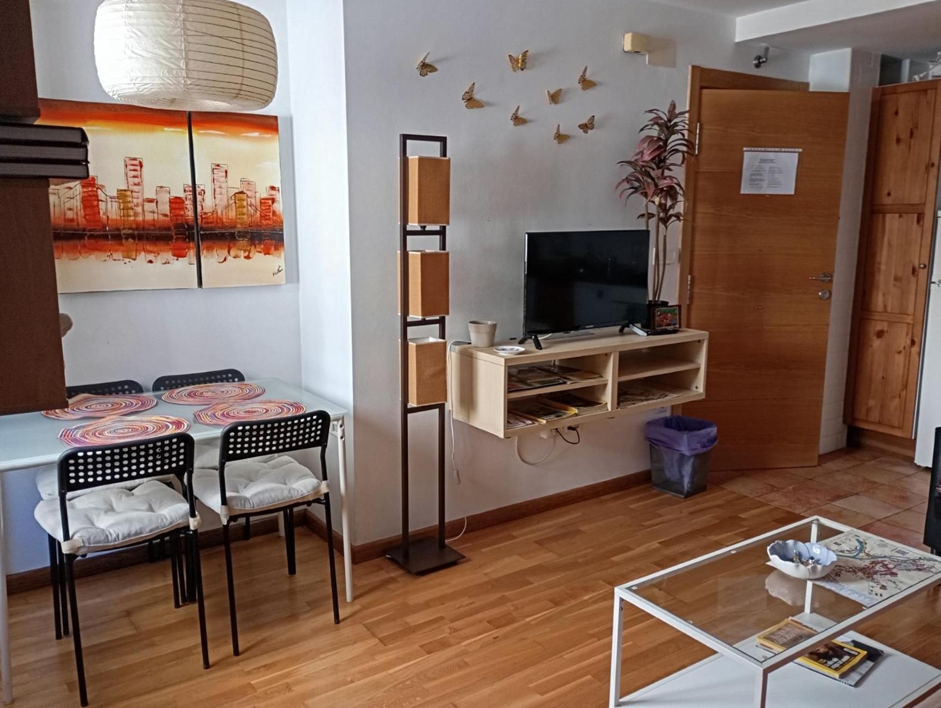 Apartamentos El Camino Вилафранка дел Биерсо Екстериор снимка